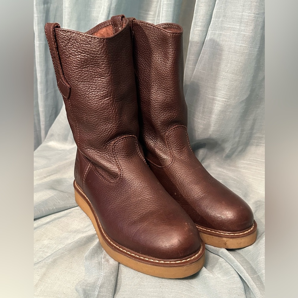 Mens Rhino leather Wellington pull on boot size 8A